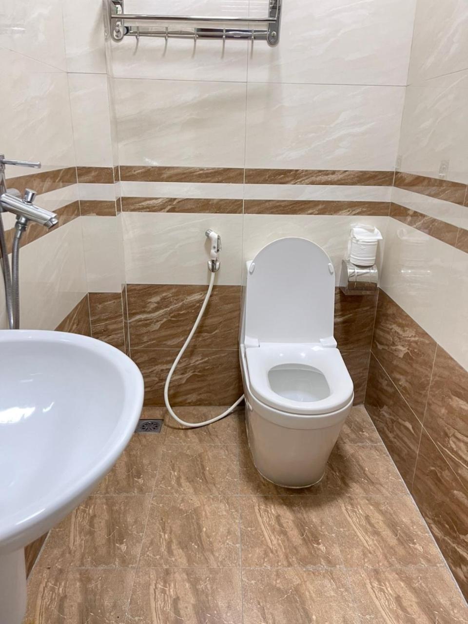 Nhat Sapa Hostel Экстерьер фото